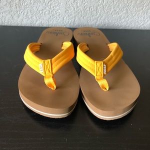 Reef cushion flip flops